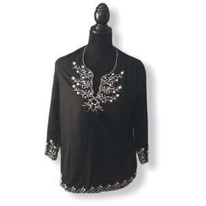 Liz Claiborne Axcess Embroided Tunic